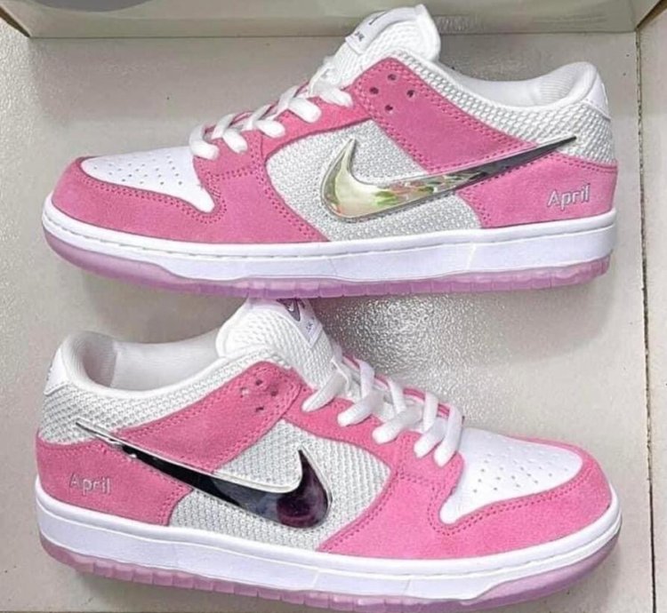 Nike Sb Dunk X April Skateboards Pink
