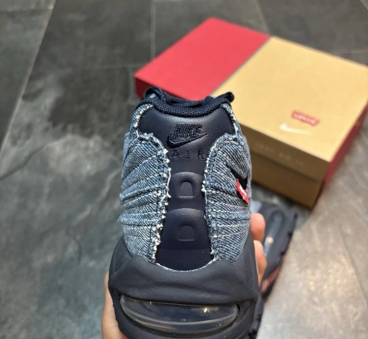 Nike Air Max 95 Og X Levis Obsidian indigo