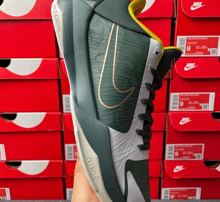 Nike Zoom Kobe 5 Protro Eybl