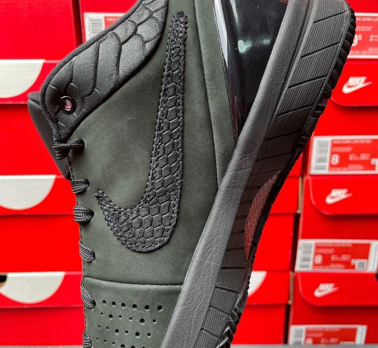 Nike Zoom Kobe 4 Protro Black Mamba
