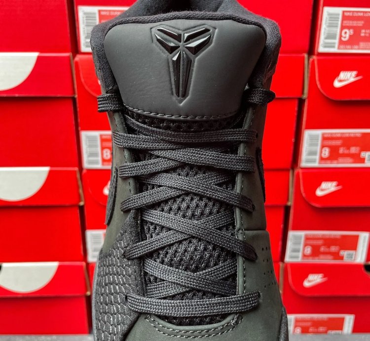 Nike Zoom Kobe 4 Protro Black Mamba