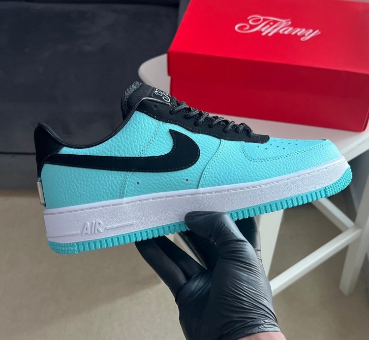 Tiffany Co X Air Force 1 Low 1837 Friends Family