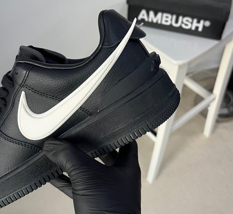 Air Force 1 Low X Ambush Black