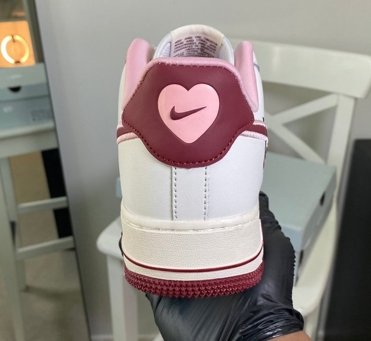 Air Force 1 Low Valentines Day 2023