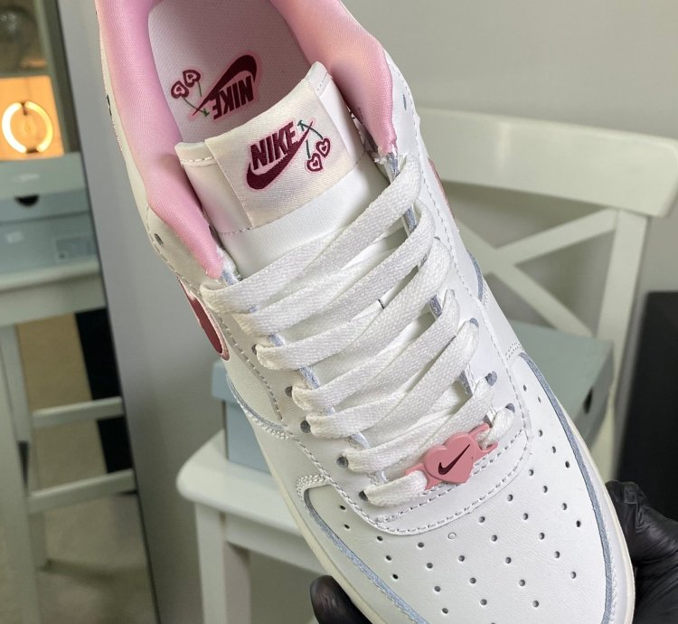 Air Force 1 Low Valentines Day 2023