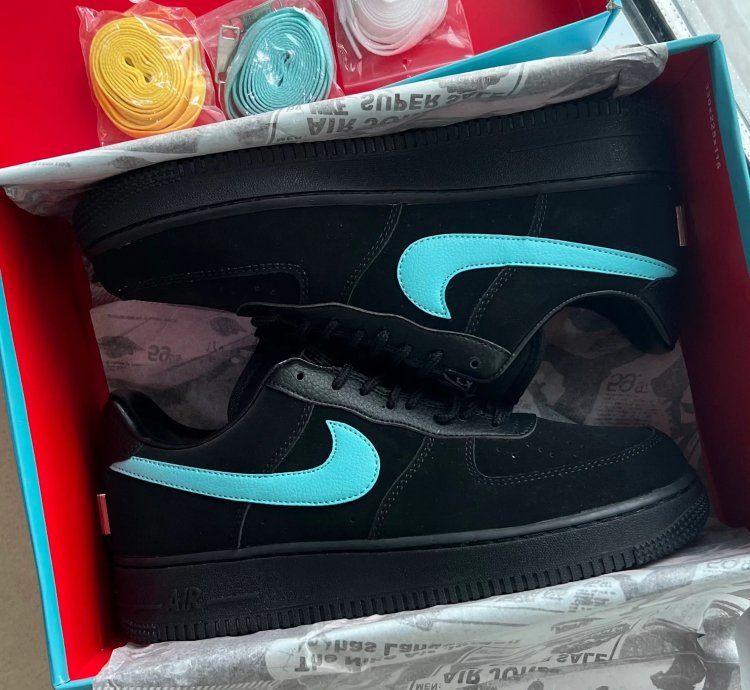 Tiffany Co X Air Force 1 Low 1837