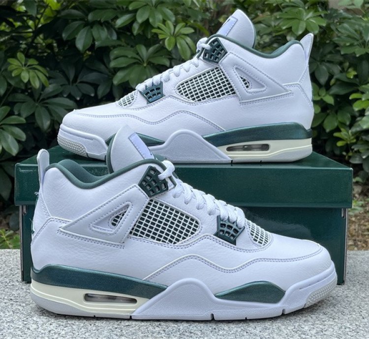 Air Jordan 4 Oxidized Green