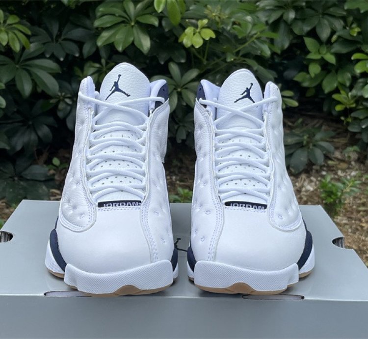 Air Jordan 13 Midnight Navy
