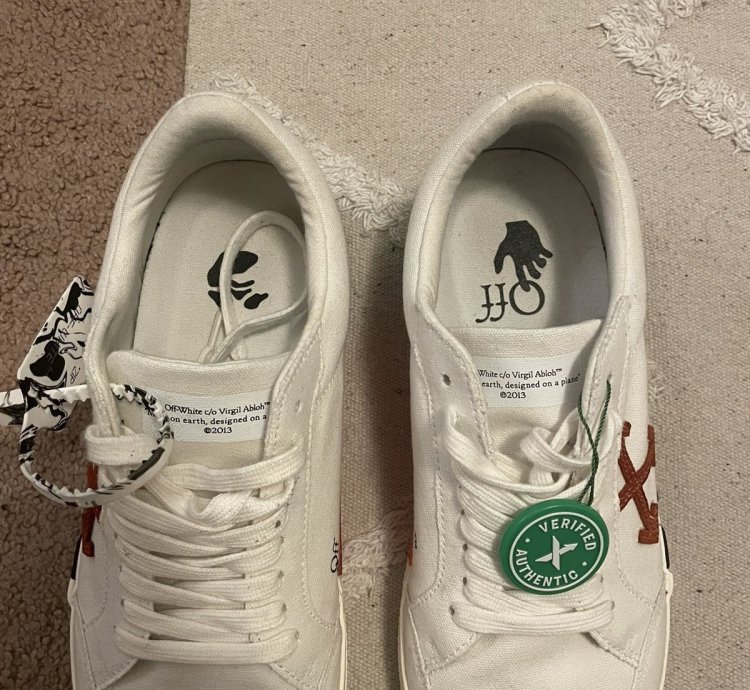 Off-white Vulc Low White Red Arrow