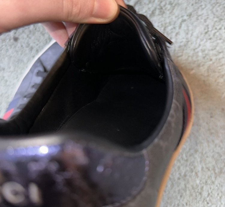 Gg Supreme Black Gucci Ace Sneakers