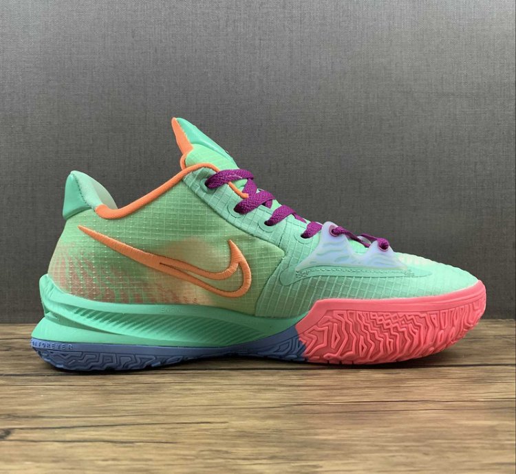 Nike Kyrie 4 Low Keep Sue Fresh