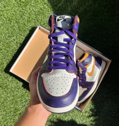 Air Jordan 1 La To Chi