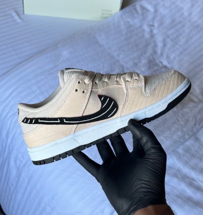 Albino Preto X Nike Dunk