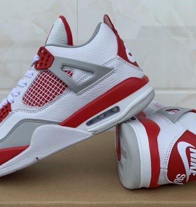 Nike Sb X Jordan 4 Varsity White Fire Red