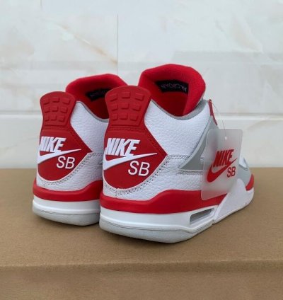 Nike Sb X Jordan 4 Varsity White Fire Red
