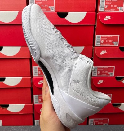 Nike Kobe 8 Protro Halo