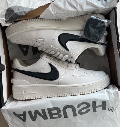 Air Force 1 Low X Ambush Phantom