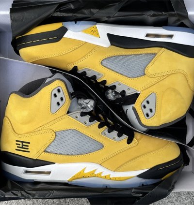 Air Jordan 5 Retro T23 Tokyo