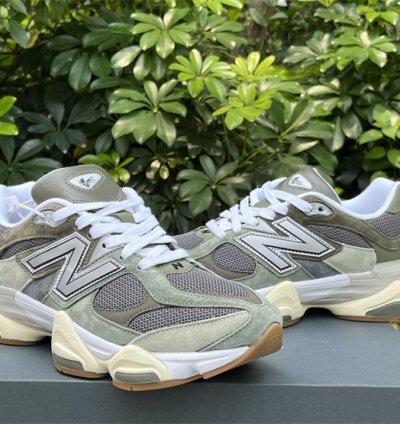 New Balance 9060 Green Grey