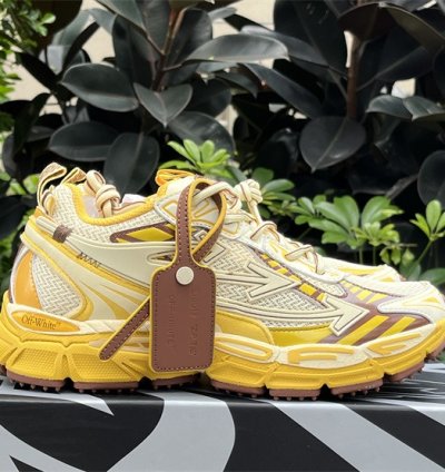 Off White Be Right Back Milan
