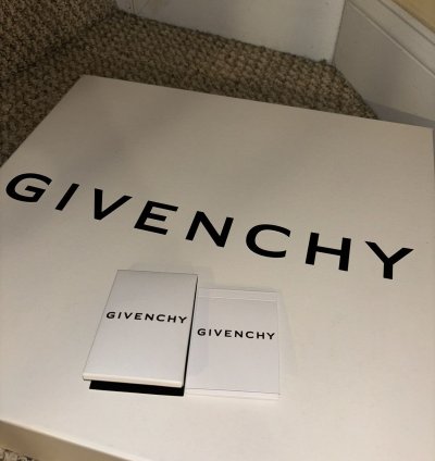 Givenchy Monumental Mallow brand New Unworn