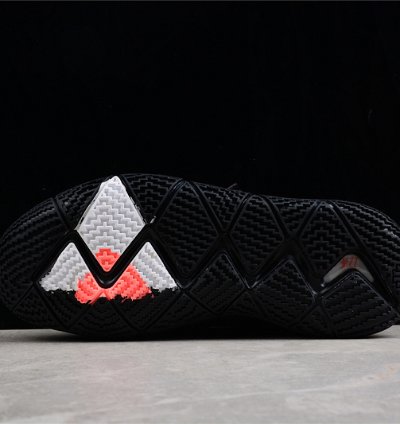 Nike Kybrid S2 What The