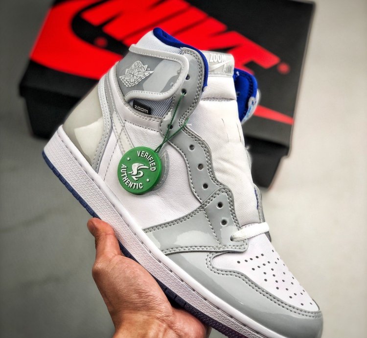 Air Jordan 1 Retro High Zoom White Racer Blue
