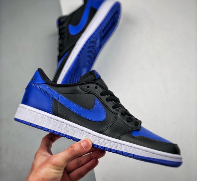 Air Jordan 1 Retro Low Royal 2015