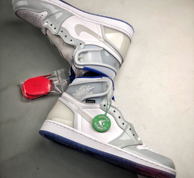 Air Jordan 1 Retro High Zoom White Racer Blue