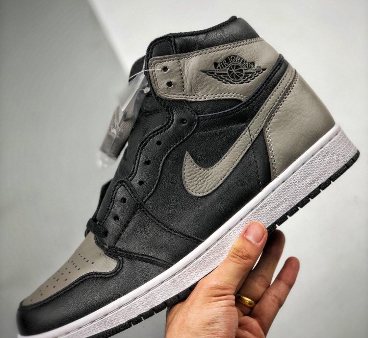 Air Jordan 1 Retro High Shadow 2018