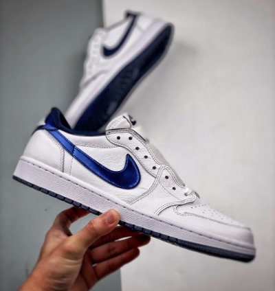 Air Jordan 1 Retro Low Metallic Blue