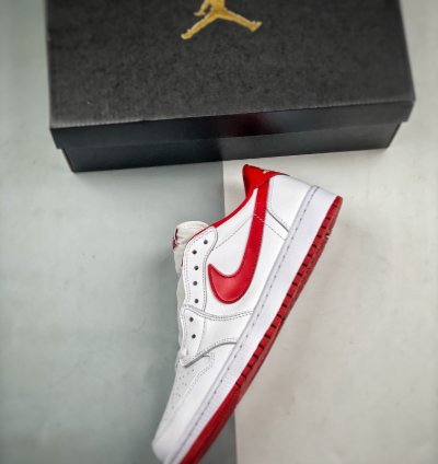 Air Jordan 1 Retro Low White Varsity Red