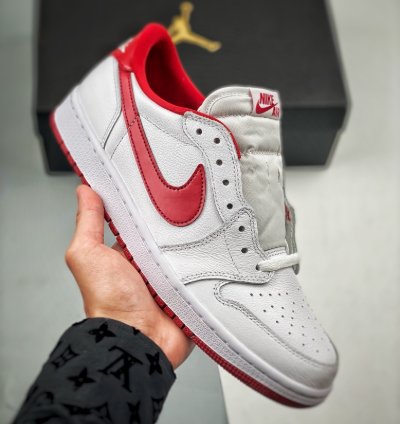Air Jordan 1 Retro Low White Varsity Red