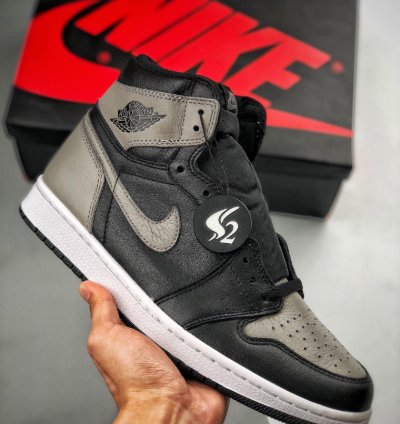 Air Jordan 1 Retro High Shadow 2018