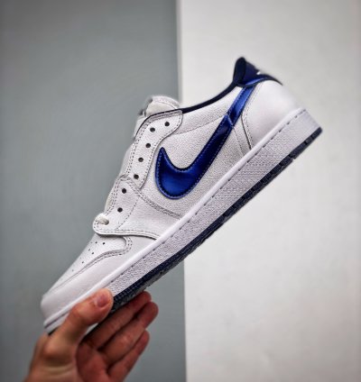 Air Jordan 1 Retro Low Metallic Blue