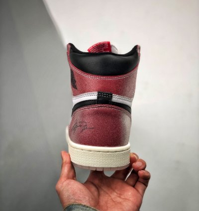 Air Jordan 1 Retro High Trophy Room Chicago