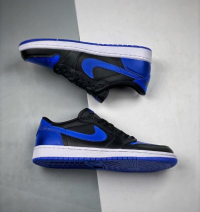 Air Jordan 1 Retro Low Royal 2015