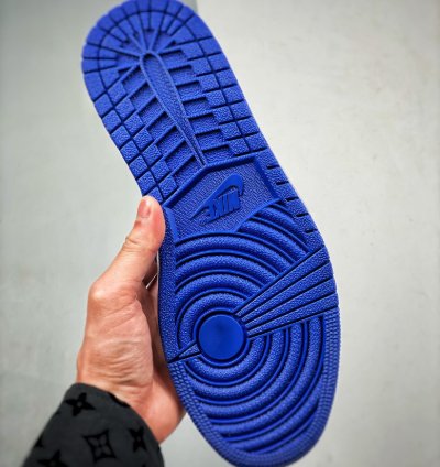 Air Jordan 1 Retro Low Royal 2015