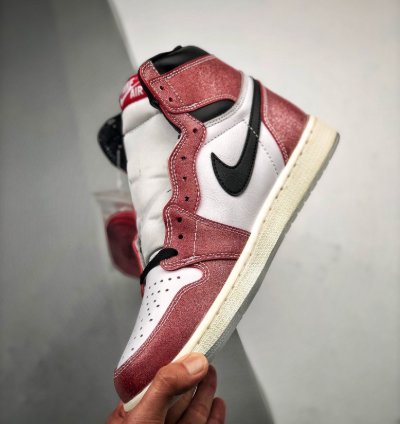 Air Jordan 1 Retro High Trophy Room Chicago