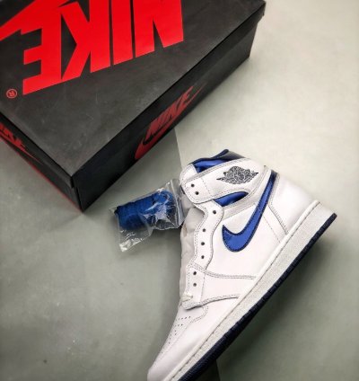 Air Jordan 1 Retro Metallic Navy 2016