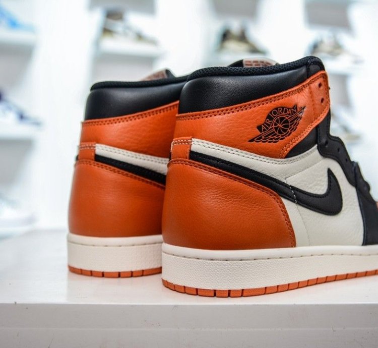 Air Jordan 1 Retro Reverse Shattered Backboard