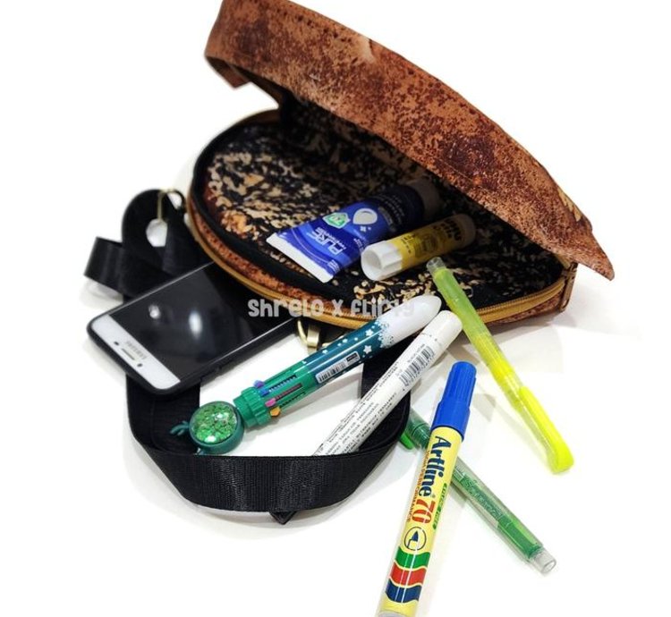 Shrelo Sweet Martabak Shaped Shoulder Bag