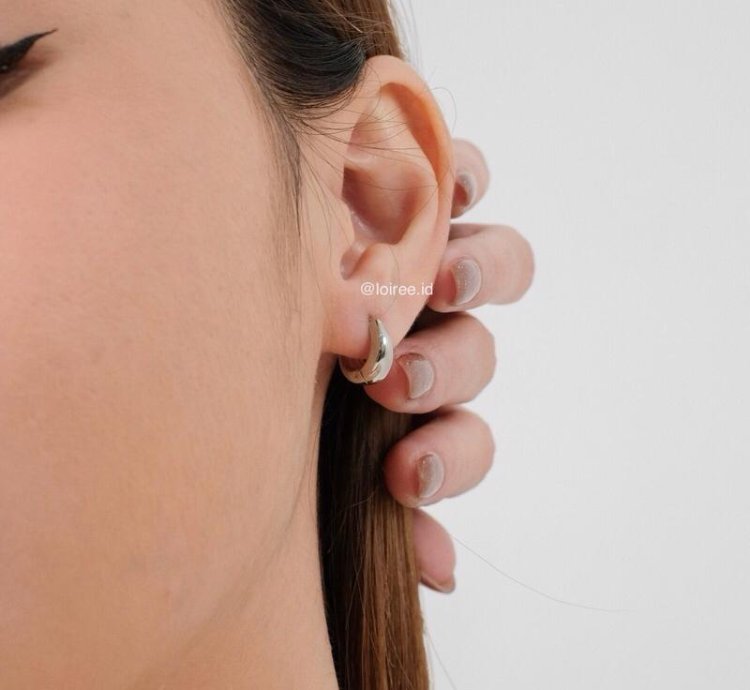 Byron Mini Huggies Earrings - Gold Plated - Silver