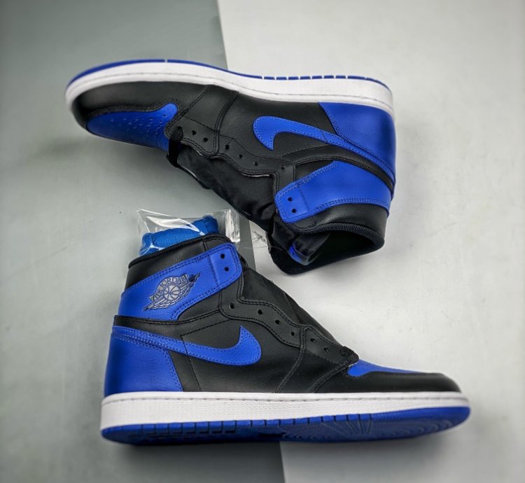 Air Jordan 1 Retro Royal 2017