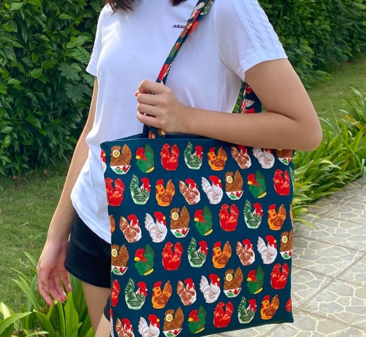 Igor Chicken Piggy Bank Canvas Tote Bag
