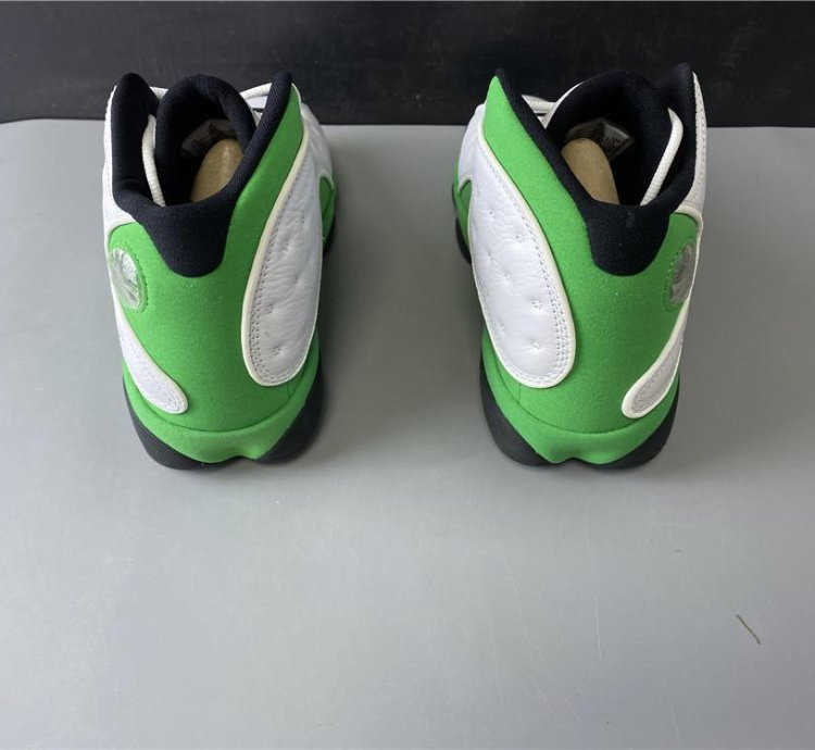 Air Jordan 13 Retro Lucky Green
