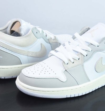Air Jordan 1 Low Se Craft Inside Out Tech Grey