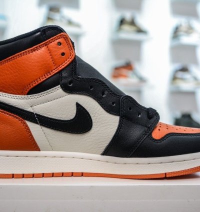 Air Jordan 1 Retro Reverse Shattered Backboard