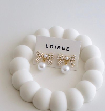 Monnie Everyday - Pearl Ribbon Bow Earrings