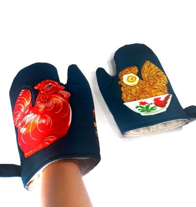 Oven Mitt Kitchen Glove Igor Vintage Chicken Piggy Bank